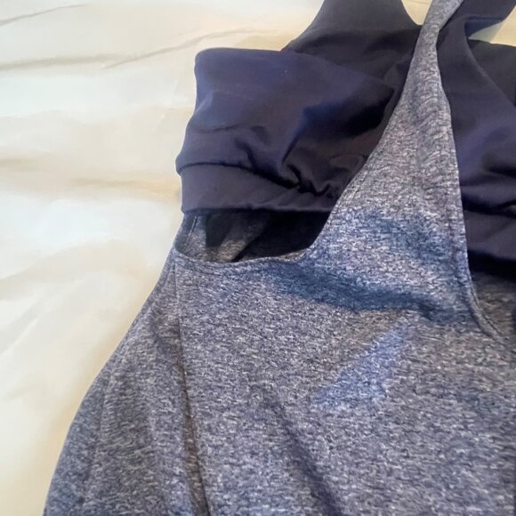 Champion Womens Small Racerback Tank Mock Bra & Adjustable Hem - Picture 3 of 9